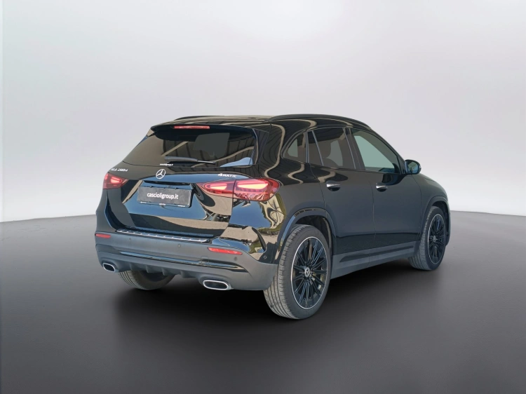 5 - Mercedes-Benz GLA 200 d AMG Line Advanced Plus 4matic auto