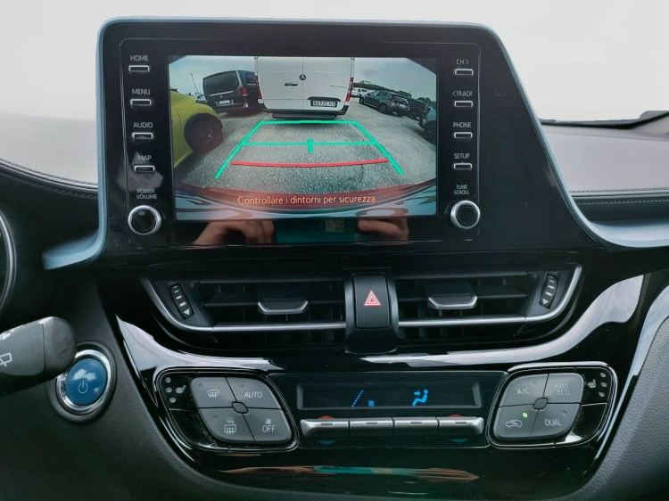 19 - Toyota C-HR C-HR 1.8h Trend e-cvt