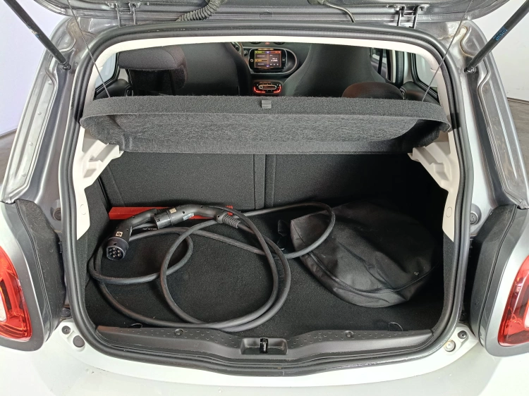15 - smart forfour Forfour eq Passion 22kW