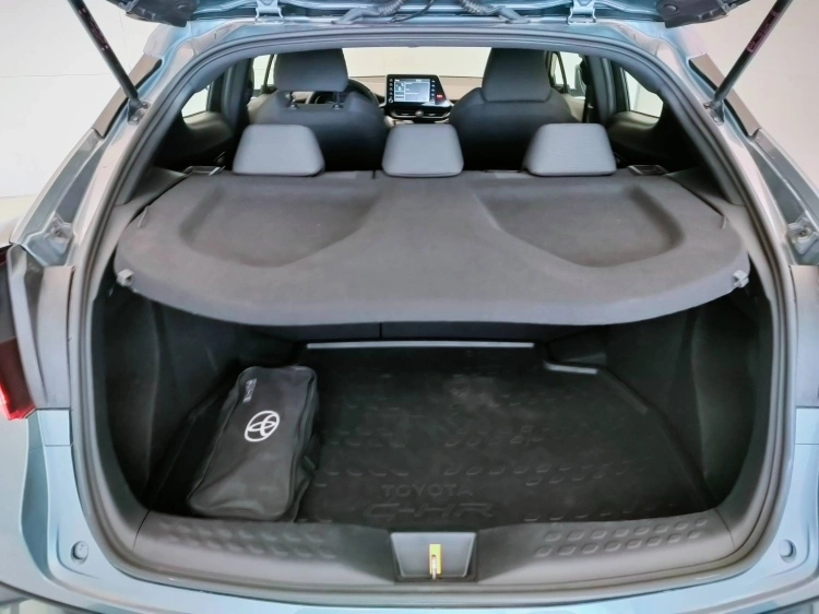9 - Toyota C-HR C-HR 1.8h Active e-cvt