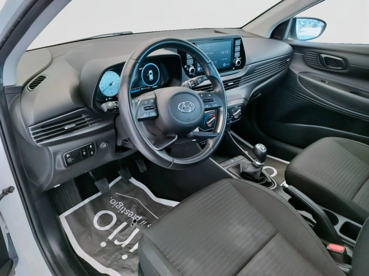 15 - Hyundai i20 i20 1.2 Connectline Gpl
