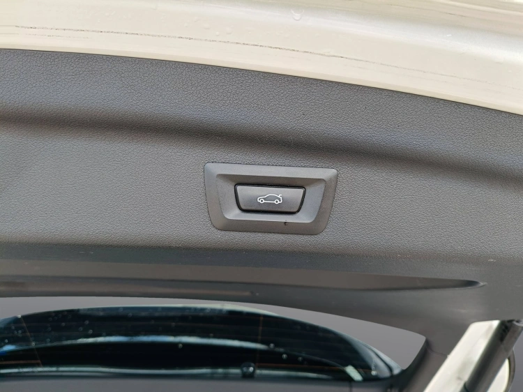 21 - BMW Serie 2 218d Active Tourer auto