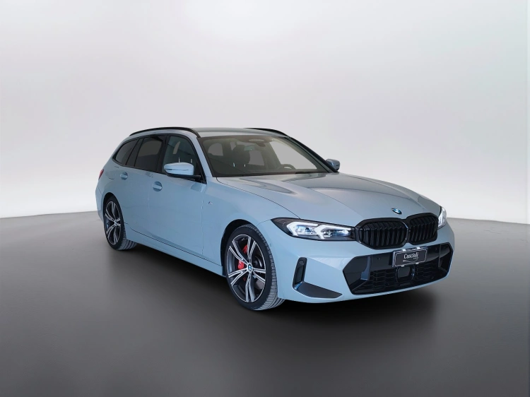 3 - BMW Serie 3 320d Touring mhev 48V xdrive MSport auto