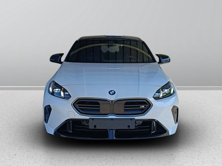 2 - BMW Serie 1 BMW M135 xDrive