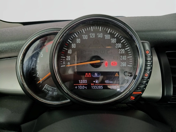 12 - MINI Cooper Mini 1.5 One D Business 3p