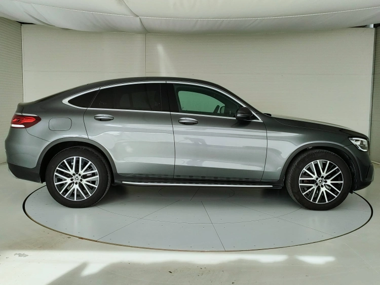 7 - Mercedes-Benz GLC Coupe 220 d Business 4matic auto