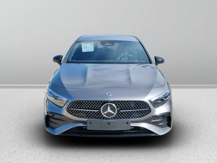 2 - Mercedes-Benz Classe A 180 d Automatic