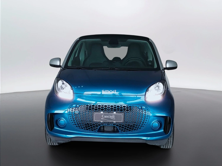 2 - smart fortwo Fortwo eq Passion 4,6kW