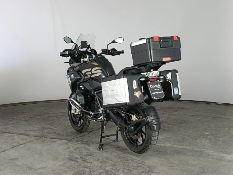 6 - BMW Motorrad GS R 1300 GS
