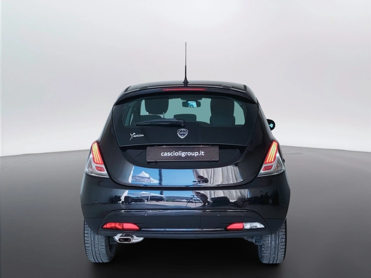 6 - Lancia Ypsilon Ypsilon 1.2 Gold s&s 69cv my19