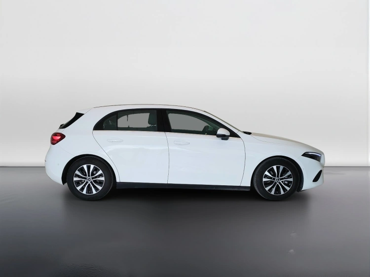 4 - Mercedes-Benz Classe A 180 d Advanced auto