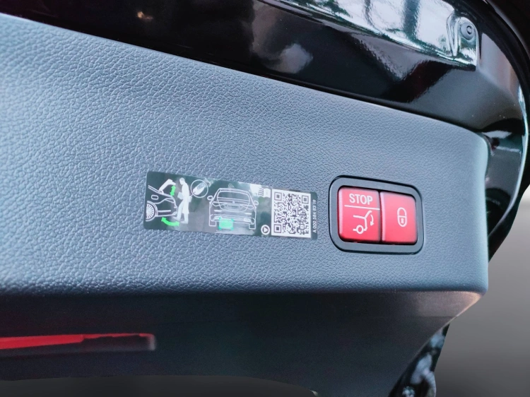 4 - Mercedes-Benz CLA 250+ Shooting Brake con tecnologia EQ