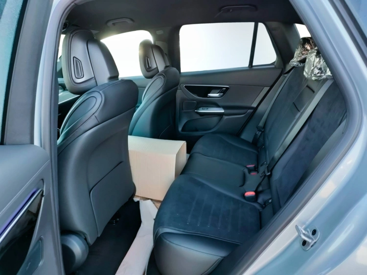 10 - Mercedes-Benz GLC 220 d 4MATIC