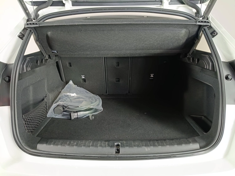 18 - BMW iX1 iX1 edrive 20 X-Line