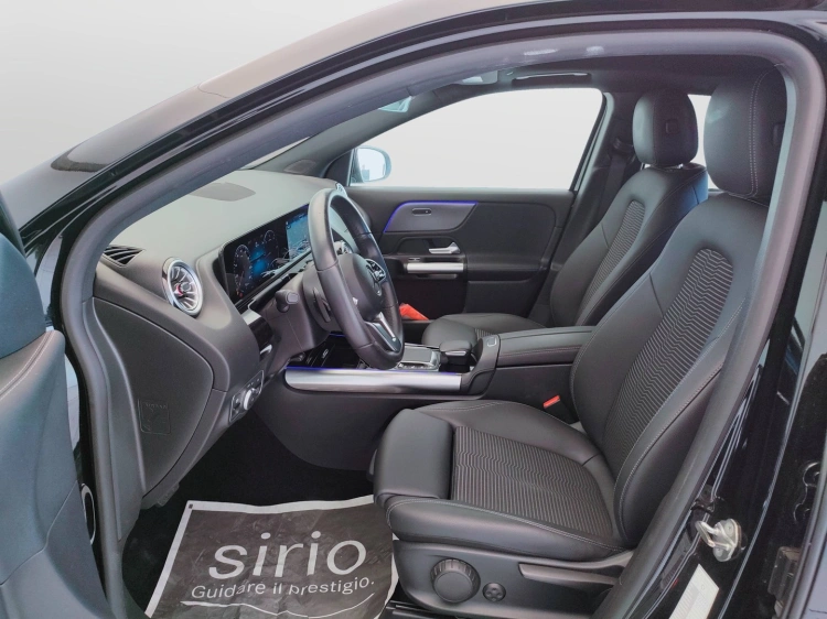 17 - Mercedes-Benz GLA 200 d Sport Plus auto