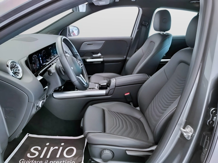 12 - Mercedes-Benz GLA 200 d Sport Plus 4matic auto