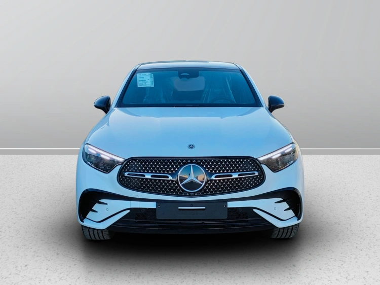 2 - Mercedes-Benz GLC 220 d 4MATIC Coupe