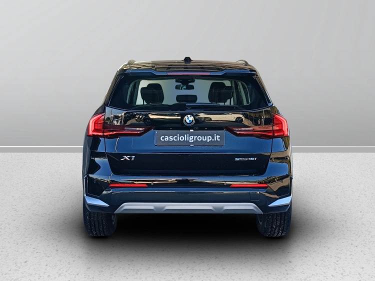 5 - BMW X1 X1 sdrive18i X-Line auto