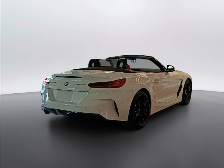 4 - BMW Z4 BMW Z4 sDrive20i