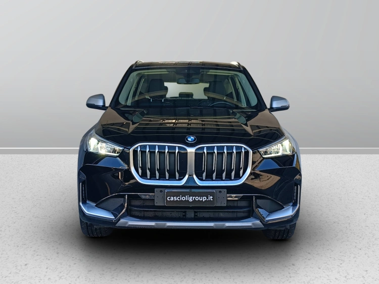 2 - BMW X1 X1 sdrive18i X-Line auto