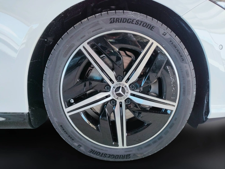 6 - Mercedes-Benz CLA 180