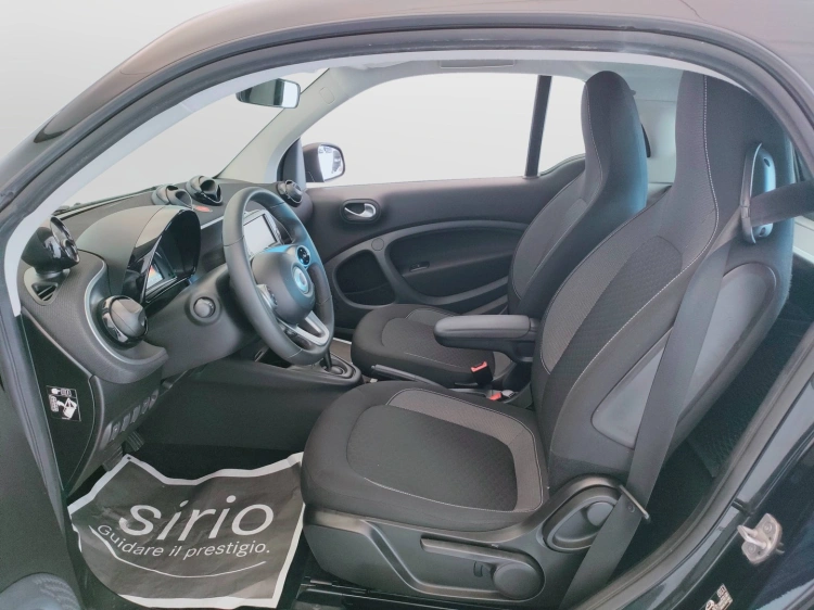 15 - smart fortwo Fortwo eq Passion 22kW