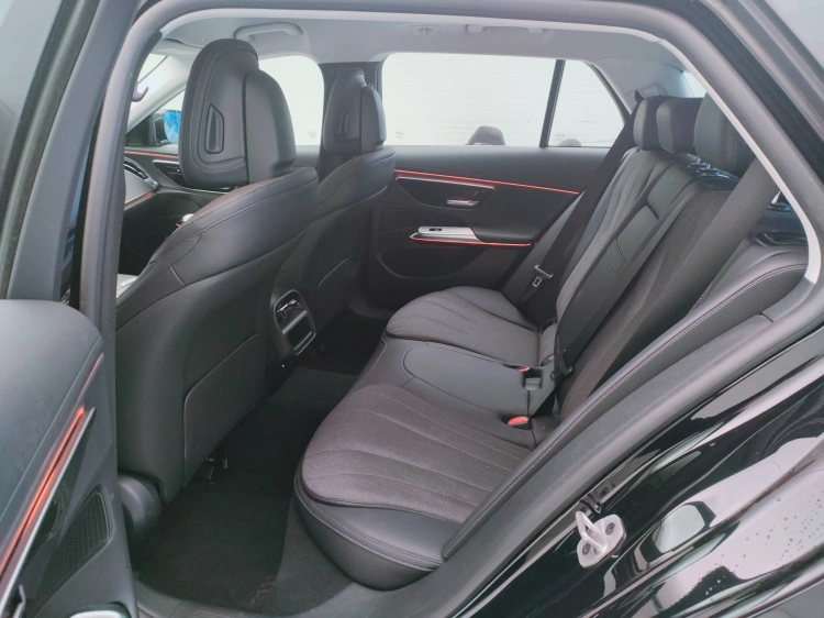 13 - Mercedes-Benz Classe E SW 220 d Advanced auto