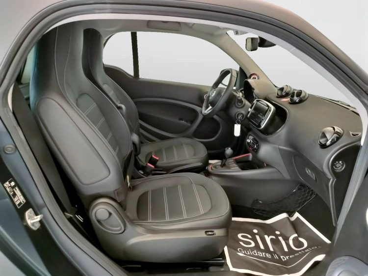14 - smart fortwo Fortwo eq bluedawn 4,6kW