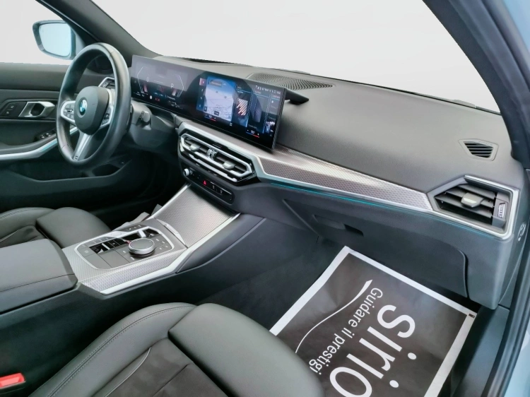 15 - BMW Serie 3 320d Touring mhev 48V xdrive MSport auto