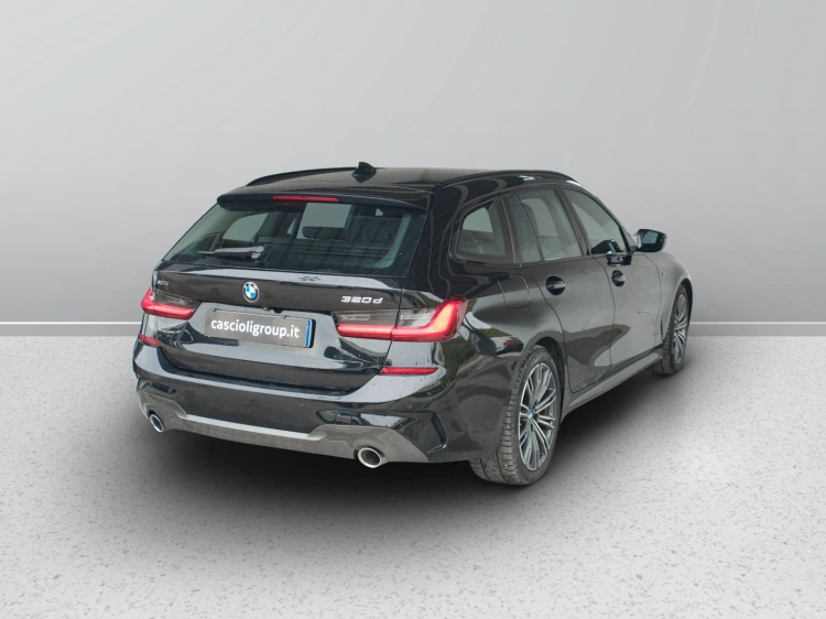 6 - BMW Serie 3 320d Touring mhev 48V xdrive Msport auto