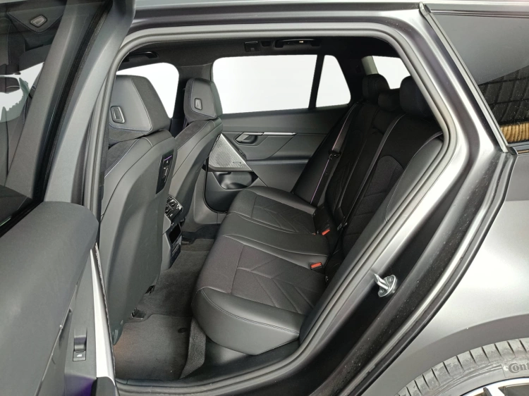 10 - BMW Serie 5 520d Touring 48V xdrive MSport Pro auto