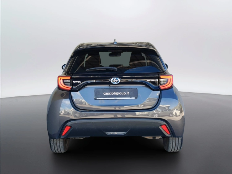 5 - Toyota Yaris Yaris 1.5h Trend
