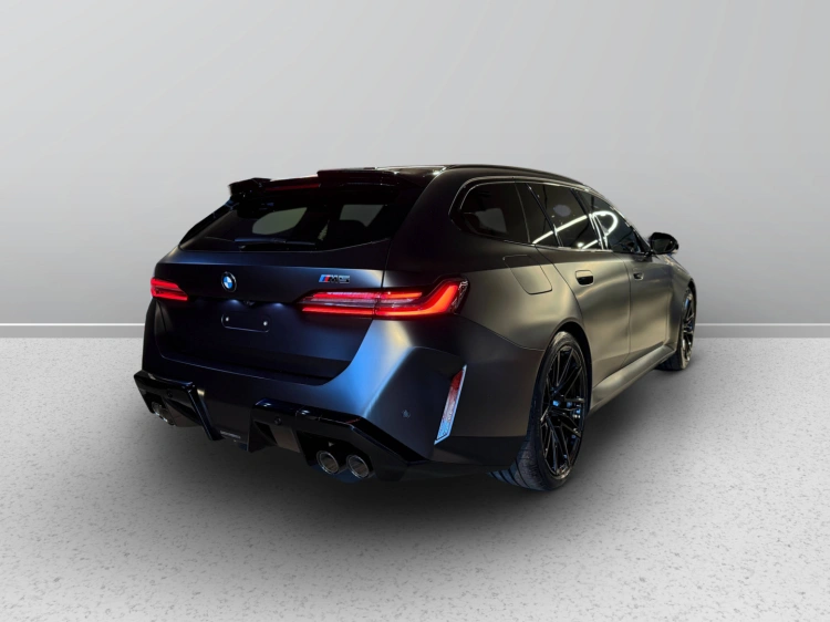 8 - BMW M M5 M5 Touring