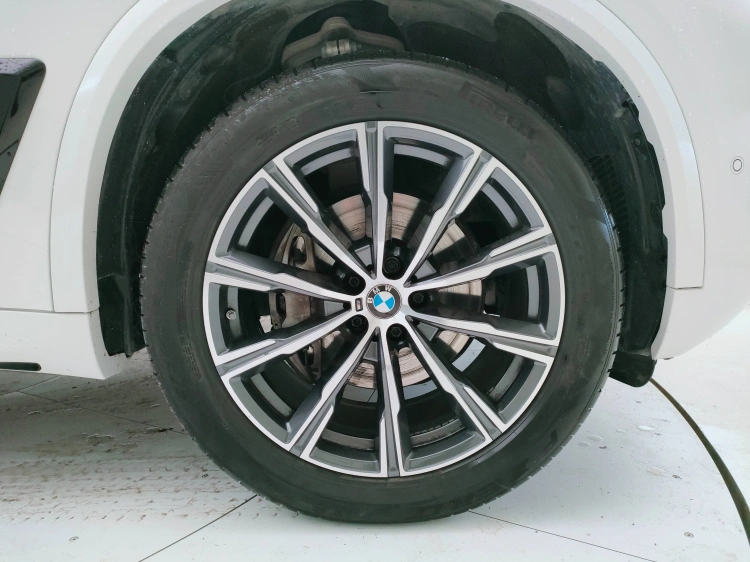 8 - BMW X5 X5 xdrive30d MSport auto