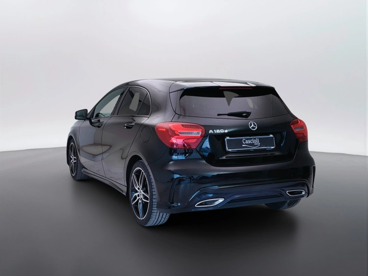 8 - Mercedes-Benz Classe A 180 d Premium my16