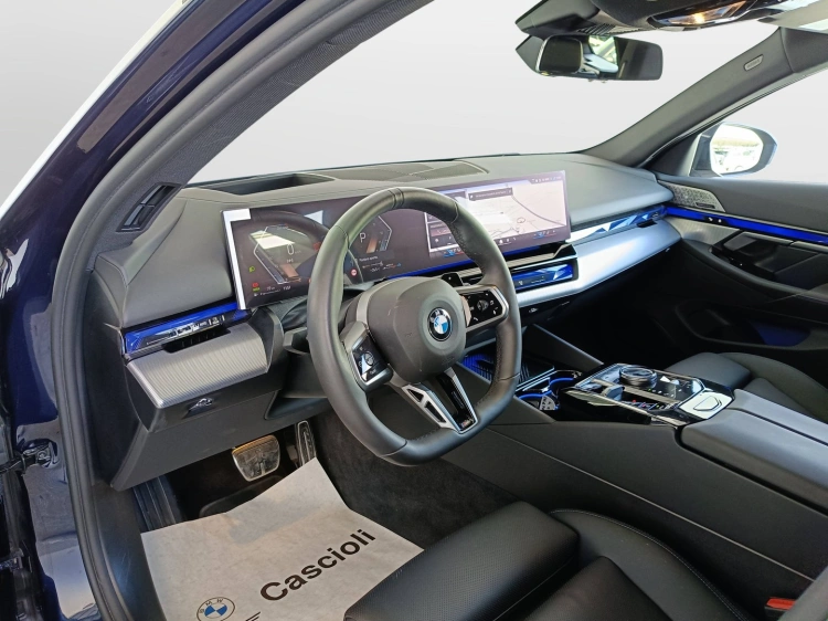 7 - BMW Serie 5 520d Touring 48V xdrive MSport Pro auto