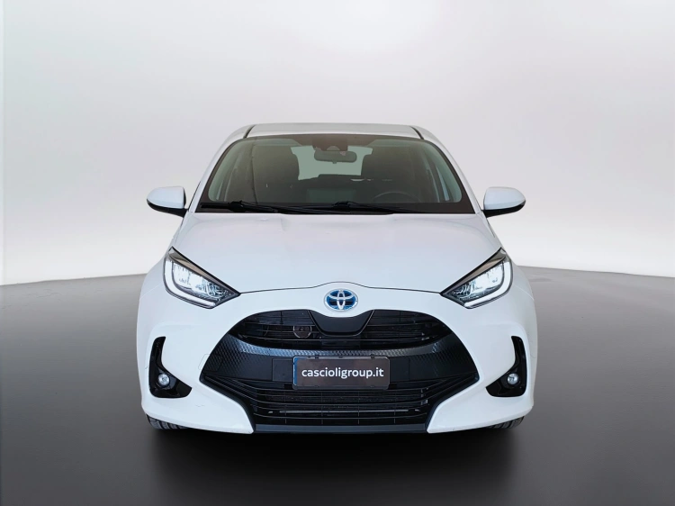 2 - Toyota Yaris Yaris 1.5h Trend