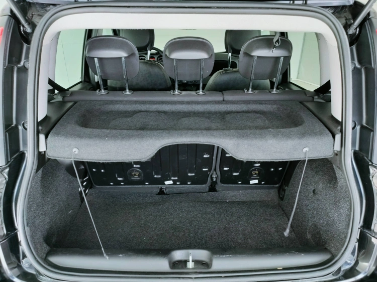 5 - Fiat Panda Panda 1.0 firefly hybrid Cross s&s 70cv 5p.ti