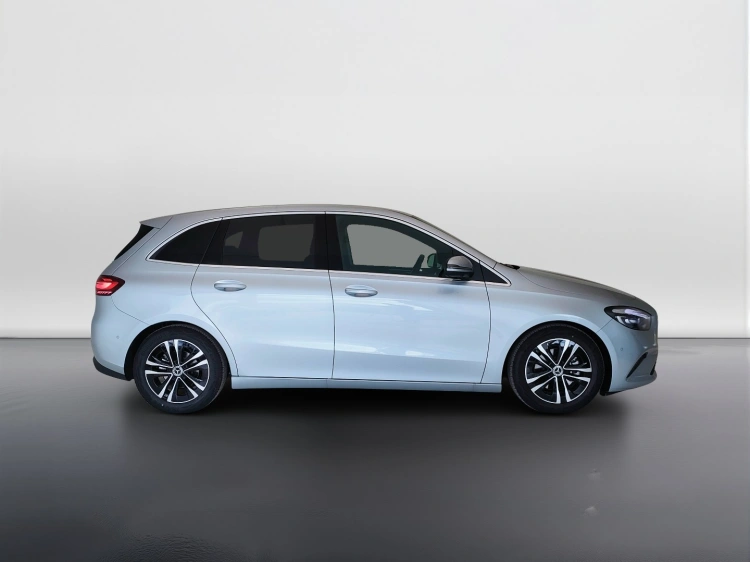 4 - Mercedes-Benz Classe B 180 d Street Edition auto