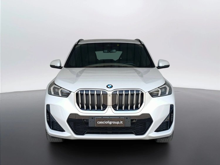 2 - BMW X1 X1 sdrive18d MSport auto