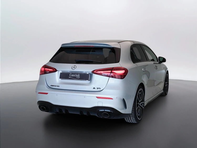 5 - Mercedes-Benz Classe A AMG 35 AMG Line Premium Plus 4matic auto