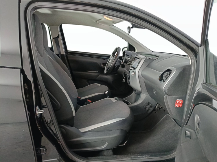 10 - Toyota AYGO TOYOTA Aygo Connect 1.0 VVT-i 72 CV 5 porte x-play MMT