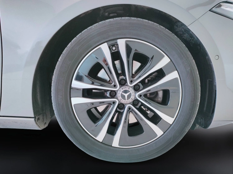 8 - Mercedes-Benz Classe A 180 d Progressive Advanced Plus auto