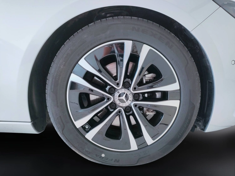 11 - Mercedes-Benz Classe B 180 d Progressive Advanced auto