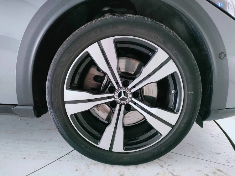 8 - Mercedes-Benz Classe C SW All-Terrain 220 d mhev Premium 4matic 197cv auto