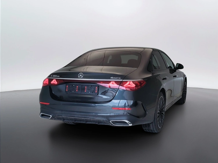 5 - Mercedes-Benz Classe E 300 de phev AMG Line Premium 4matic auto