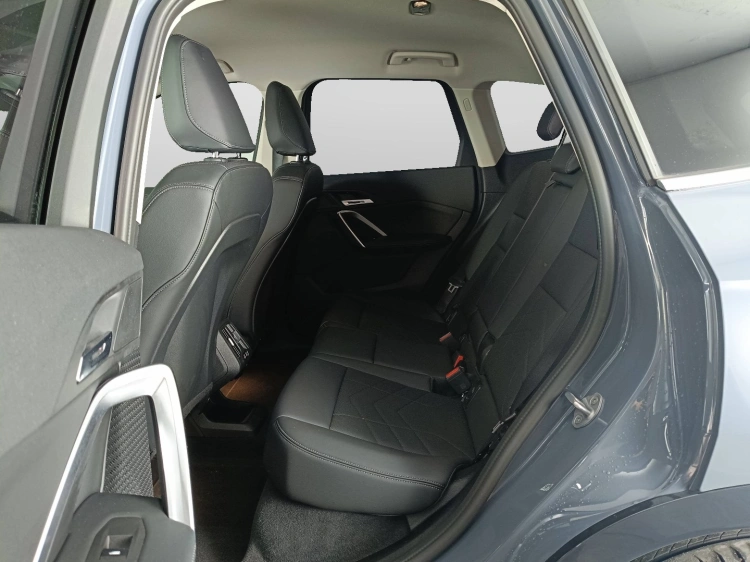 9 - BMW iX1 iX1 edrive 20 X-Line