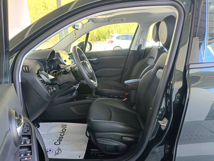 8 - Fiat 500 500X 1.3 mjt Lounge 4x2 95cv my20