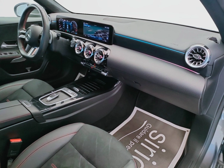 15 - Mercedes-Benz Classe A 250 e phev AMG Line Advanced Plus Digital Edition auto