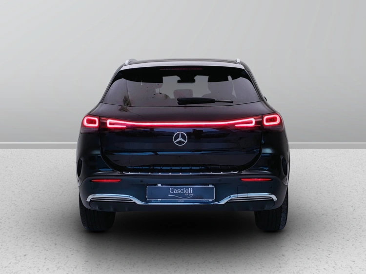 4 - Mercedes-Benz EQA 250 Premium